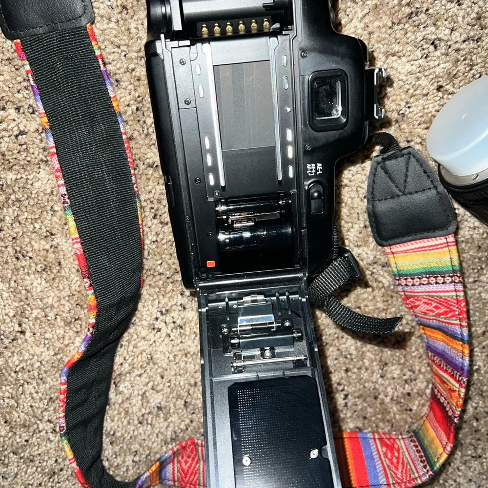 Nikon camera n6006